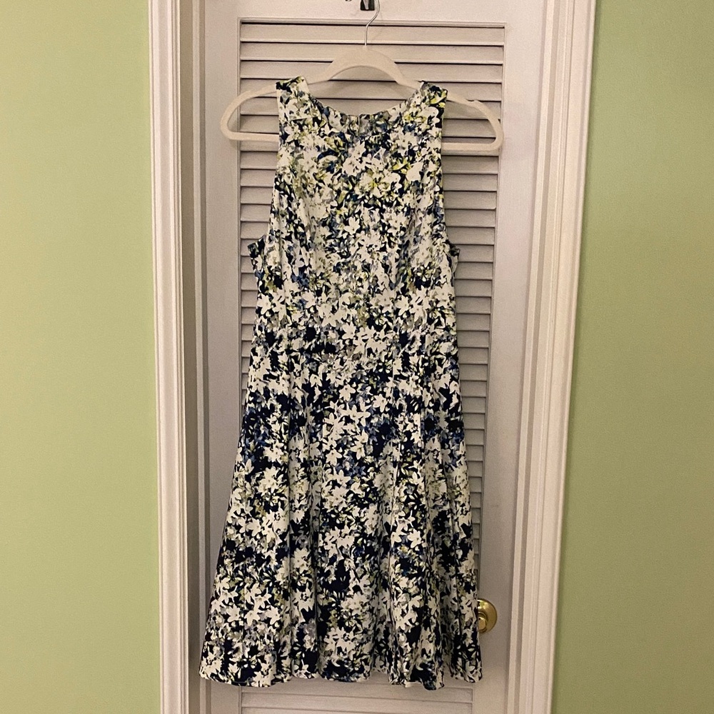 Maggy London Blue and White Floral Midi Dress